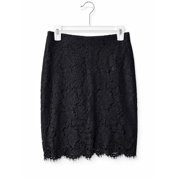 Banana Republic Dresses & Skirts - Banana Republic Lace Pencil Skirt Navy Blue Floral Midi Career Size 4